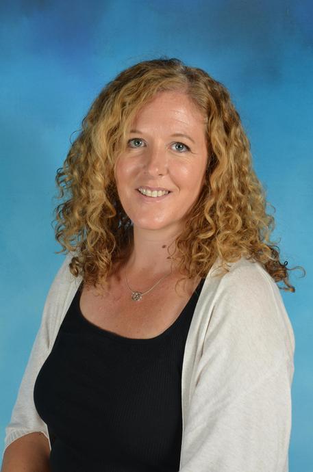 Mrs L Bennett